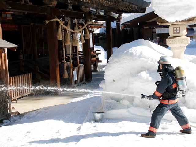 王子神社で消防訓練