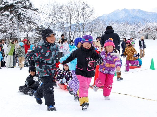 平地区で雪上大運動会