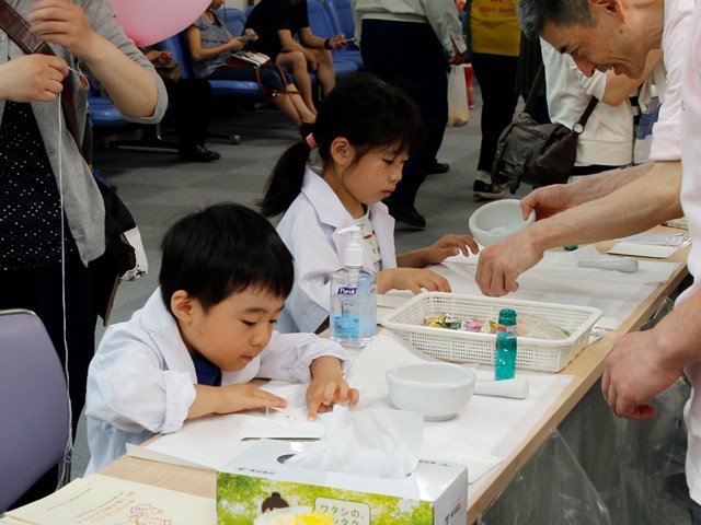 人と人が笑顔でつながる 大町総合病院が病院祭1