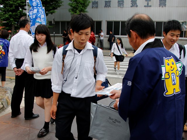 「１８歳になったら選挙に！」　選挙権年齢引き下げをＰＲ