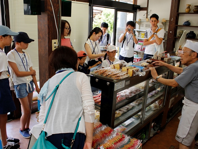 まちの魅力再発見　住民による案内でまち巡り