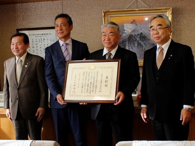 地域、保護者、学校の協働活動が文部科学大臣表彰　美麻小中学校