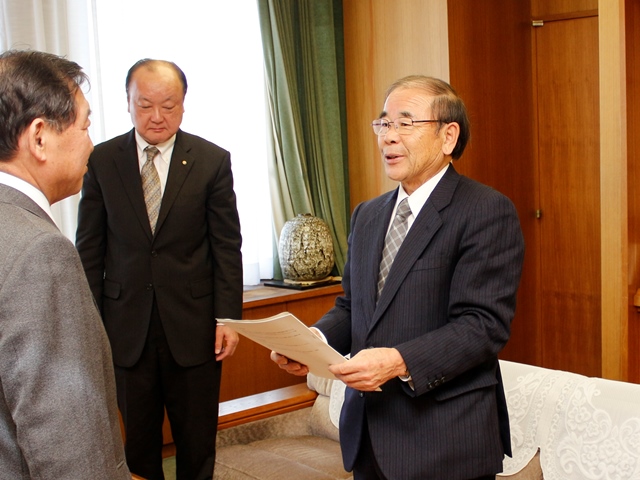 市の施設の適正化や費用削減を答申 行政改革推進委員会