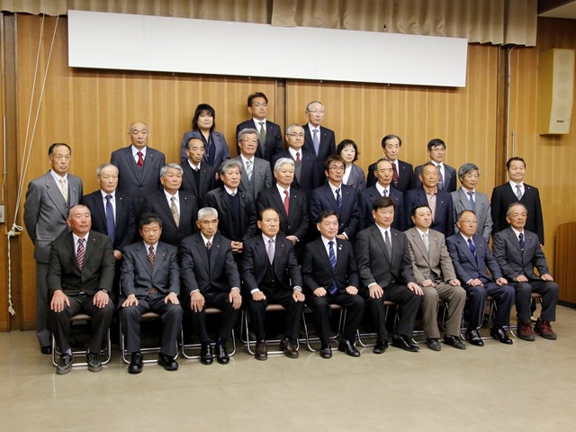 新たな制度の下で　新体制での農業委員会総会