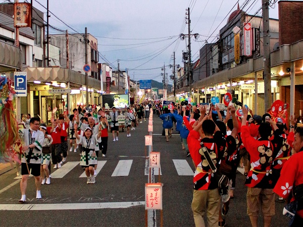 「踊れや　それ！　それ！」　第40回大町やまびこまつり3