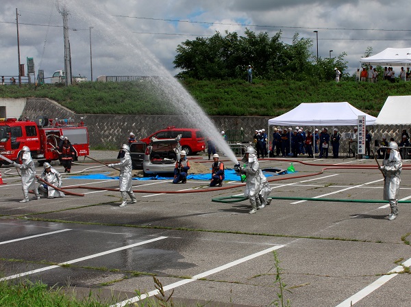 これまでの震災の教訓を踏まえ実践的な訓練を実施　大町市地震総合防災訓練4