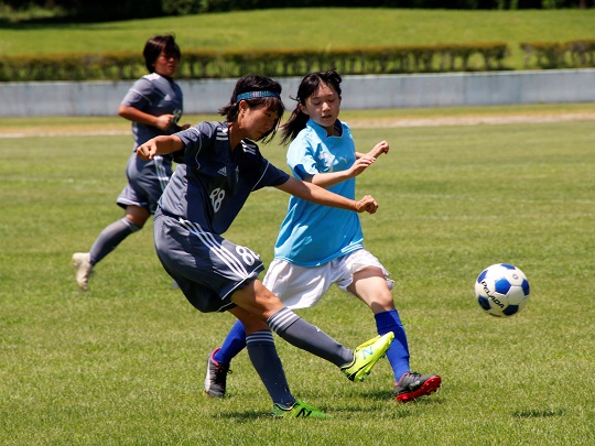 真夏日の熱戦と交流 おおまぴょんカップ女子サッカー大会