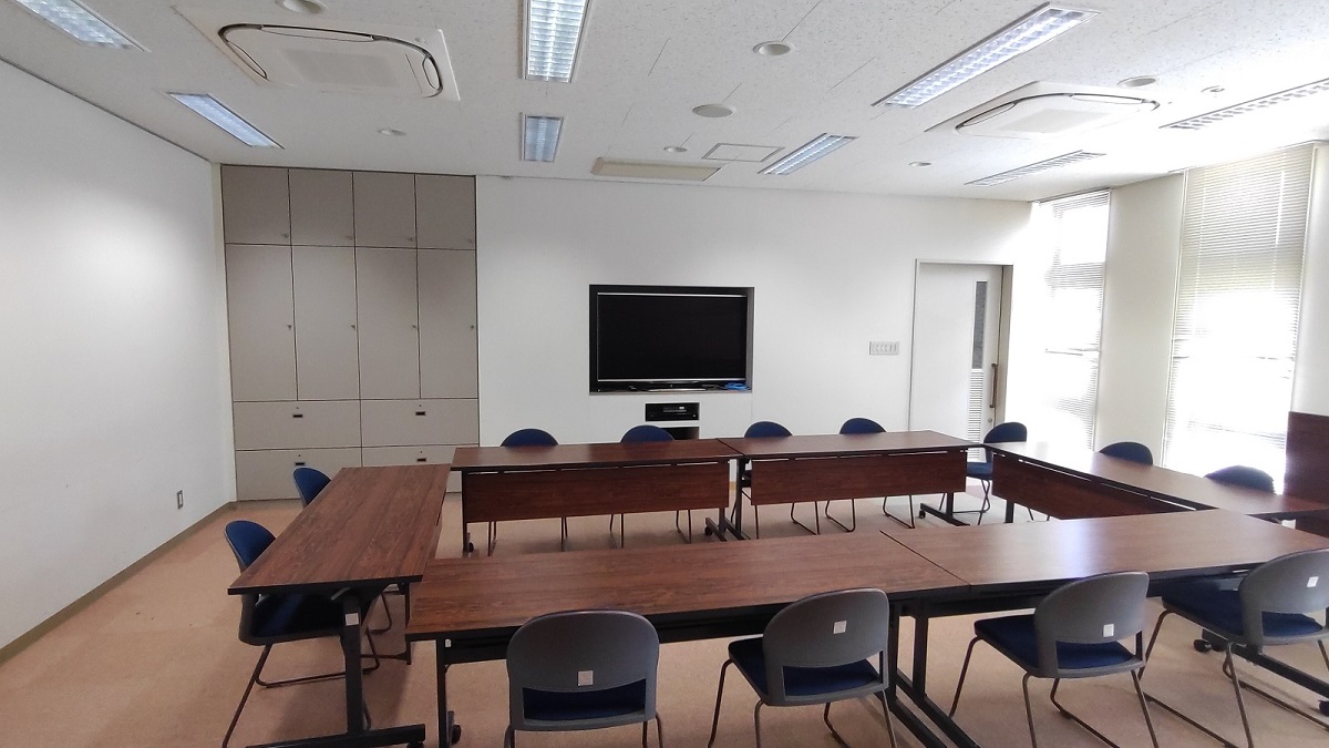 テレビ会議室写真