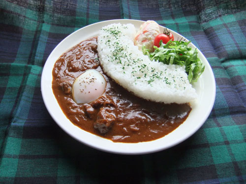 薬師の湯の黒部ダムカレーの写真