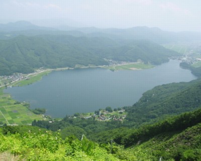 新緑の木崎湖